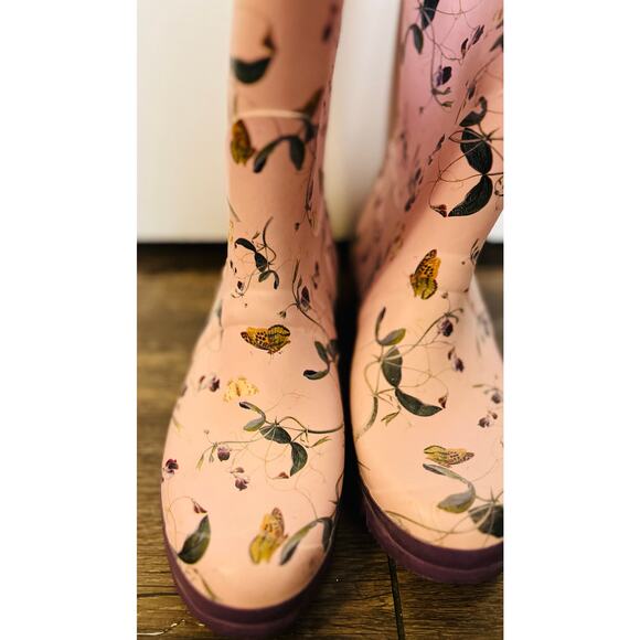 Hunter Wellington Floral Butterfly Rain Boots Purple Sz 7F Cottagecore Whimsical - Picture 5 of 8